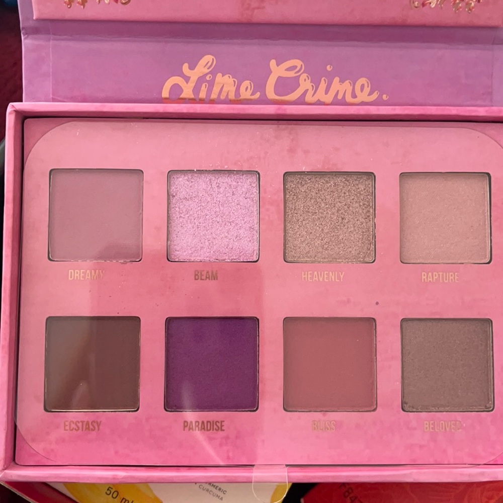 Like crime eye shadow palette